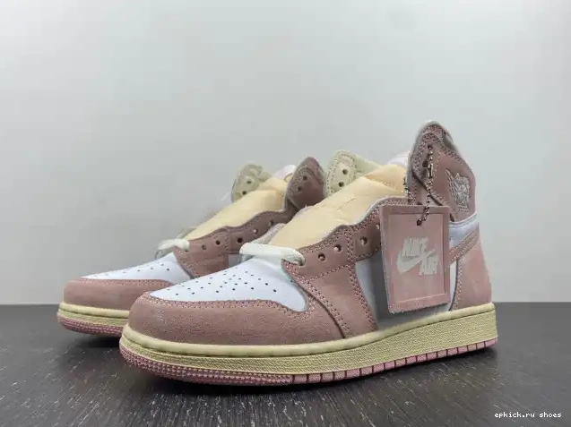 FD2596-600 OG 1 Jordan (Women's) Air Washed Pink High Retro 0427